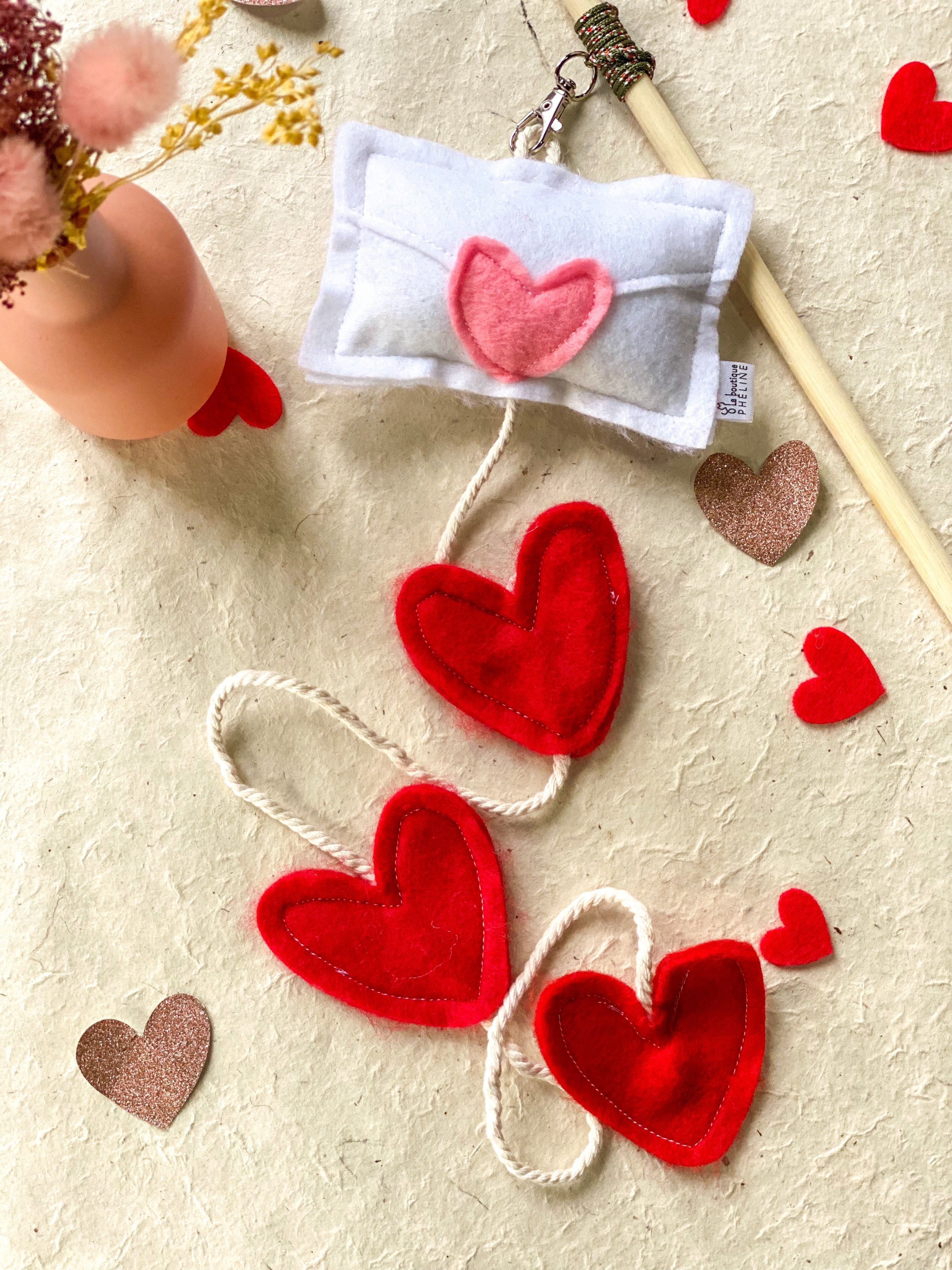 Canne à pêche pour chat Saint valentin  - Enveloppe coeur