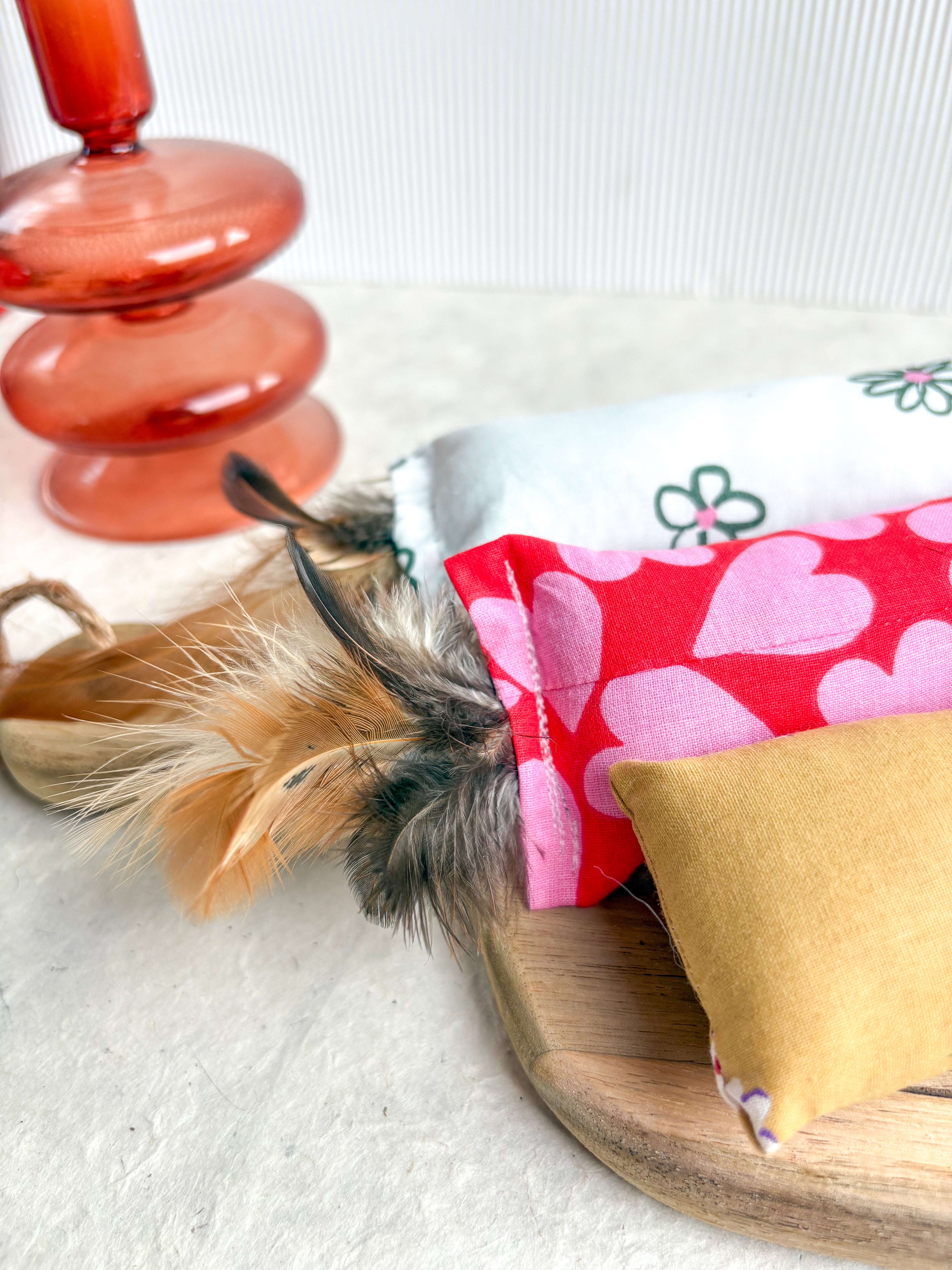 Jouet pour chat Kicker herbe à chat bio - saint valentin