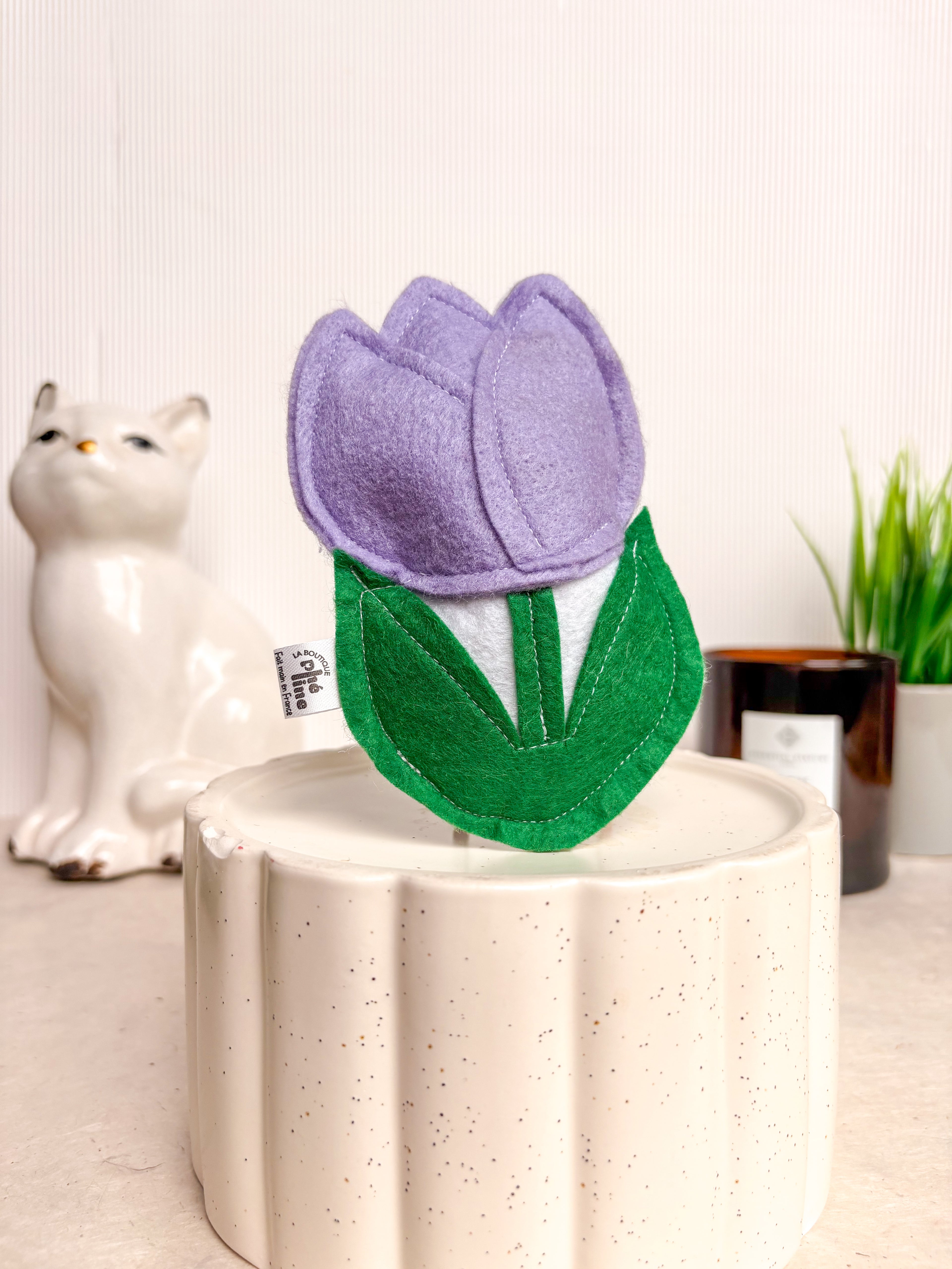 Jouet tulipe pour chat moutarde en feutrine herbe a chat bio - La Boutique Pheline