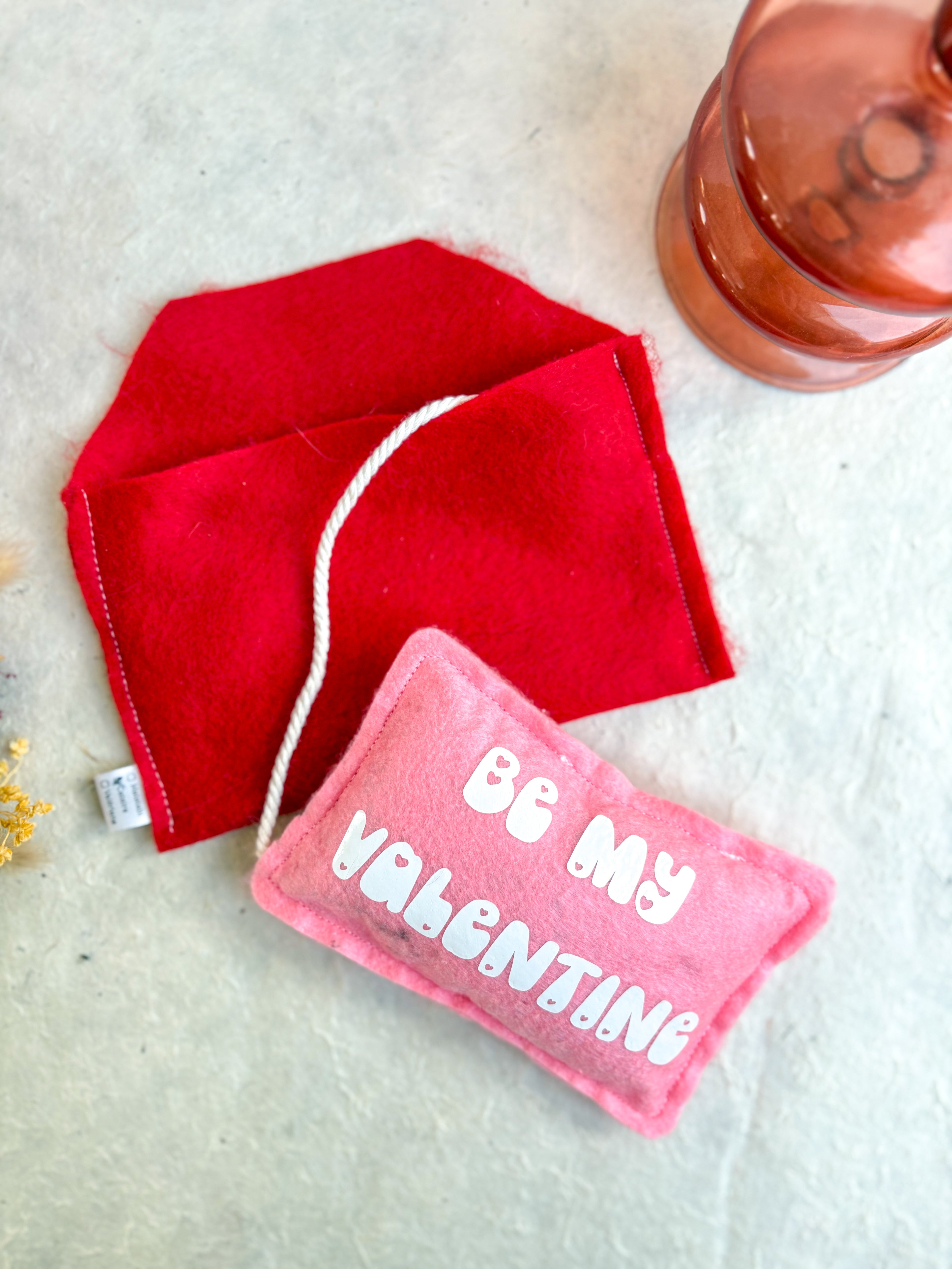 Jouet Saint valentin herbe à chat bio - Lettre d'amour