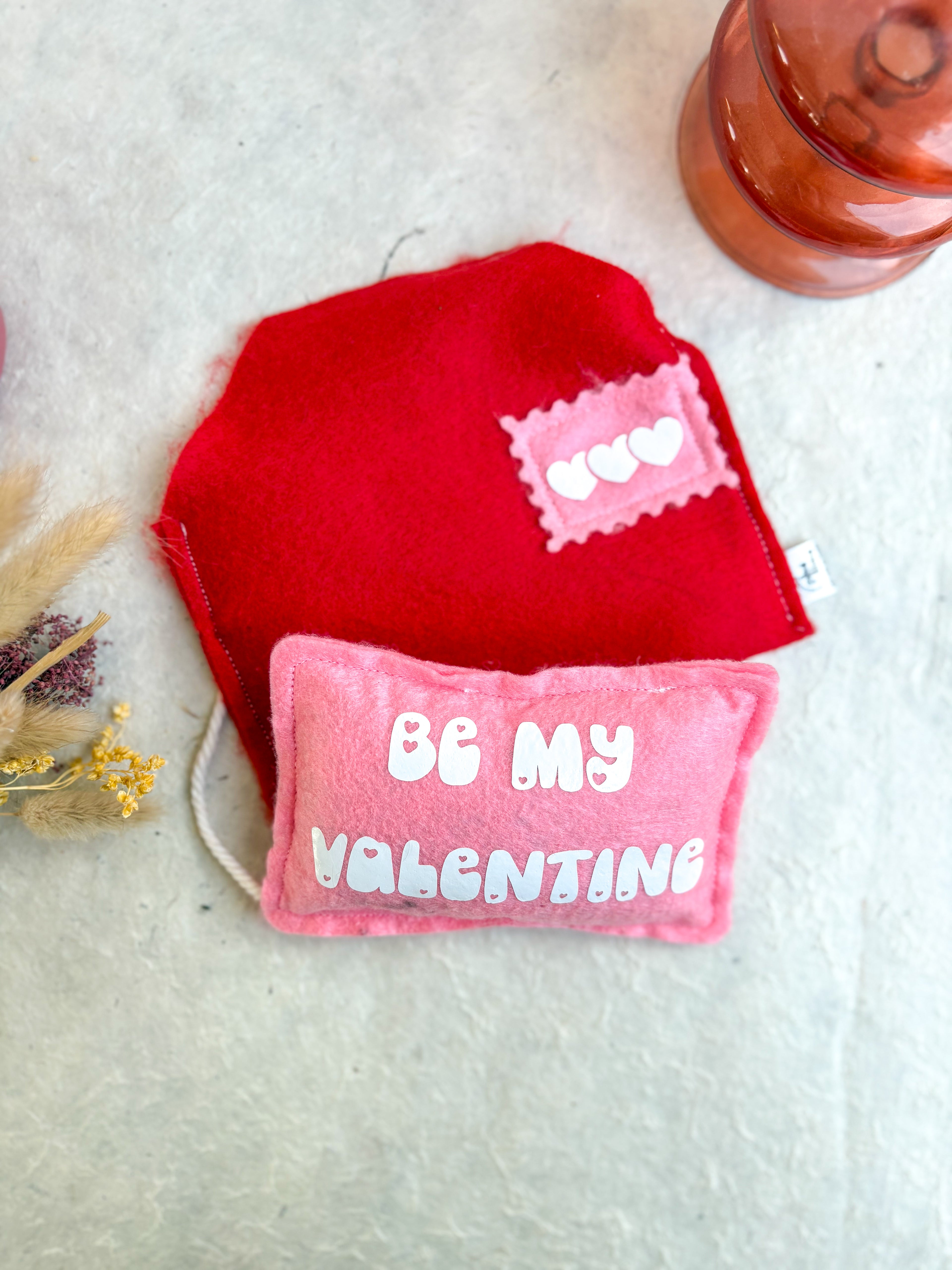 Jouet Saint valentin herbe à chat bio - Lettre d'amour